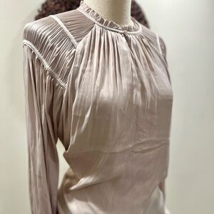 Women’s Blouse